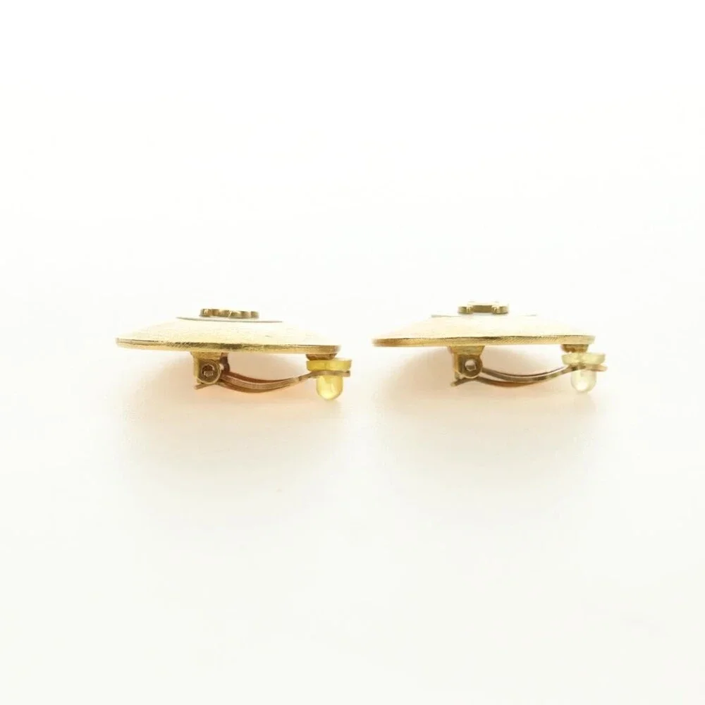Chanel CC Logo Earring Gold